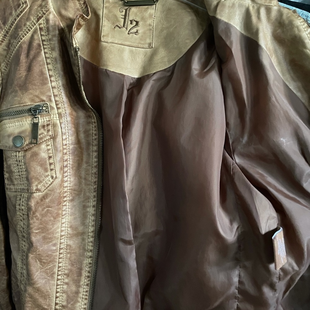 Jacket - Picture 7 of 7